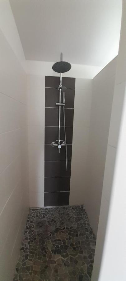 Chambre Chez Corinne Et Bernard Cazouls-lès-Béziers Zewnętrze zdjęcie